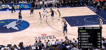 谈球吧玩火！爱德华兹连续出现失误 勇士利用反击连投带罚迫近比分